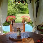 Guest house Secret Garden House 2*