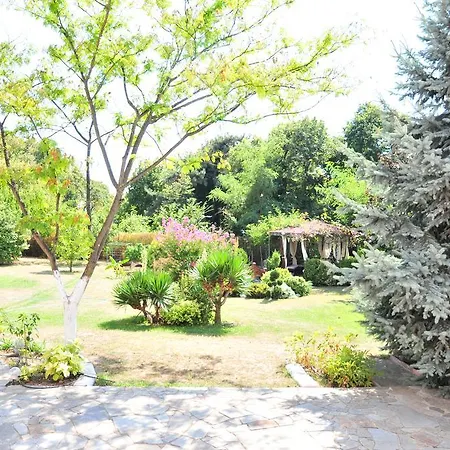 Konukevi Secret Garden House