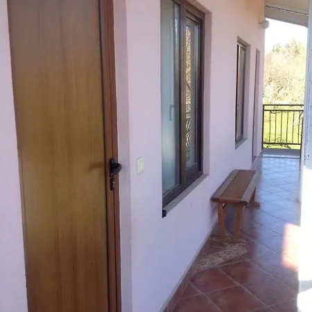 Guest house Secret Garden House 2*