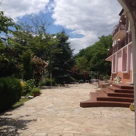 Secret Garden House Konukevi Varna