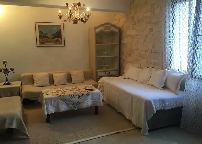 Konukevi Secret Garden House Varna