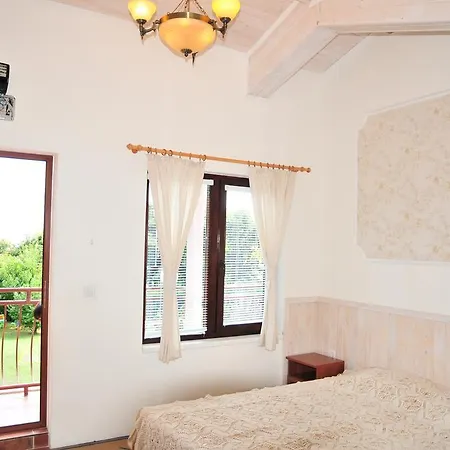 Secret Garden House Gasthof Warna