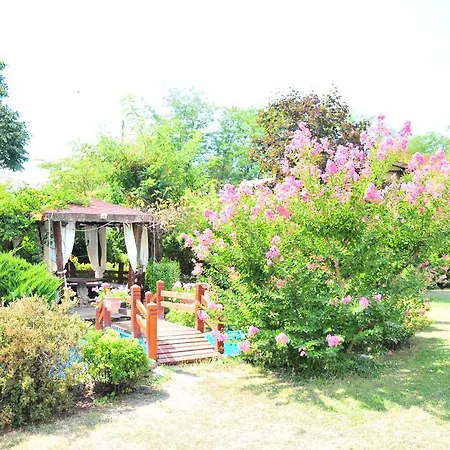 Secret Garden House 2* 바르나