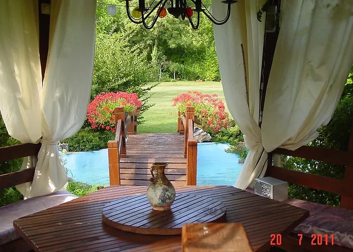 Affittacamere Secret Garden House 2*