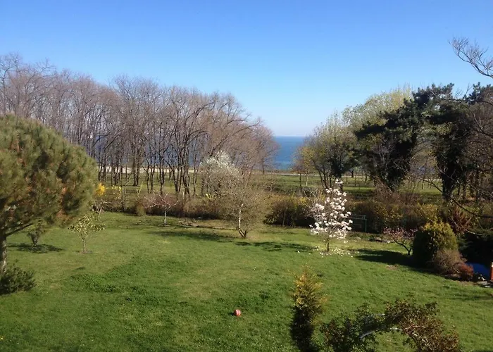 Affittacamere Secret Garden House 2*